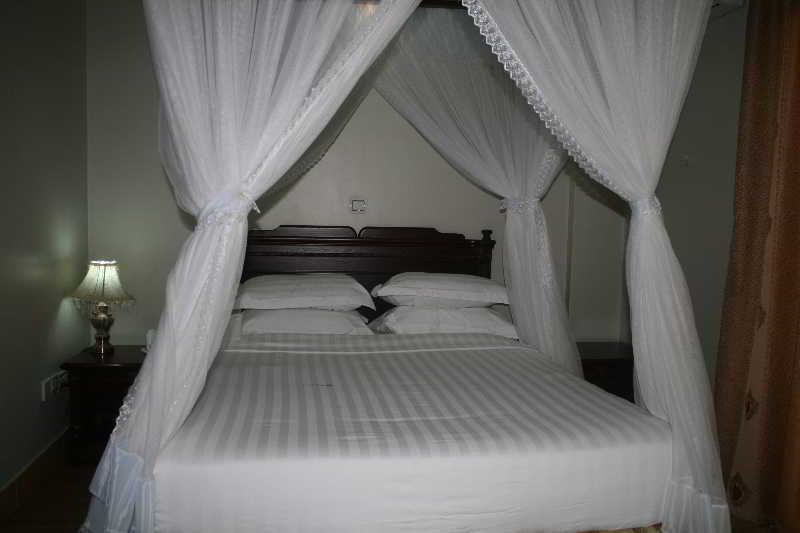 Mc-Elly'S Hotel Arusha Buitenkant foto