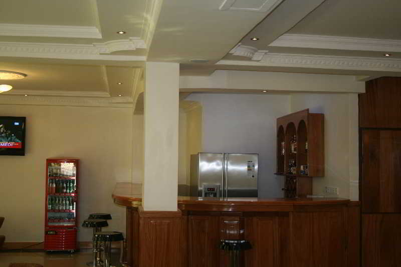 Mc-Elly'S Hotel Arusha Buitenkant foto