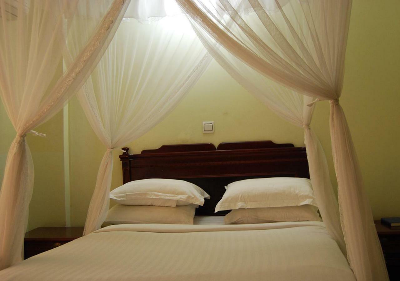 Mc-Elly'S Hotel Arusha Buitenkant foto